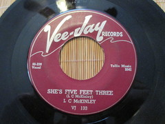 Mckinley, Lc - She's Five Feet Three